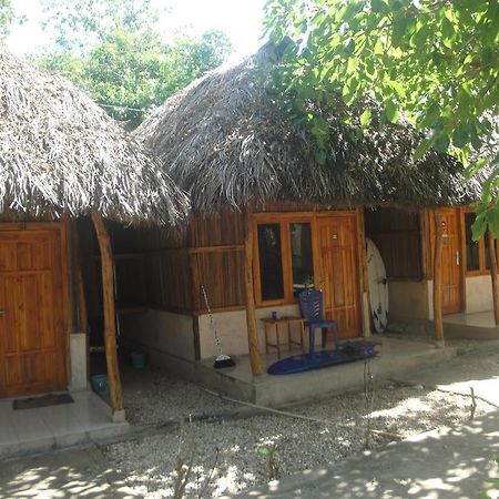 Ova Baluk Bungalow Nembrala Exterior foto